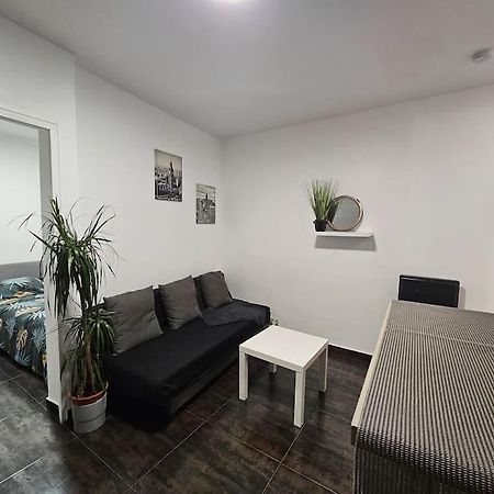Appartement Proche Metro Paris Pantin Buitenkant foto