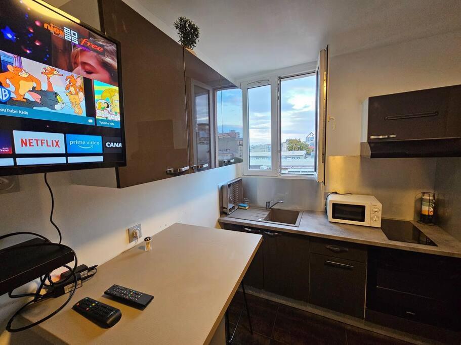 Appartement Proche Metro Paris Pantin Buitenkant foto